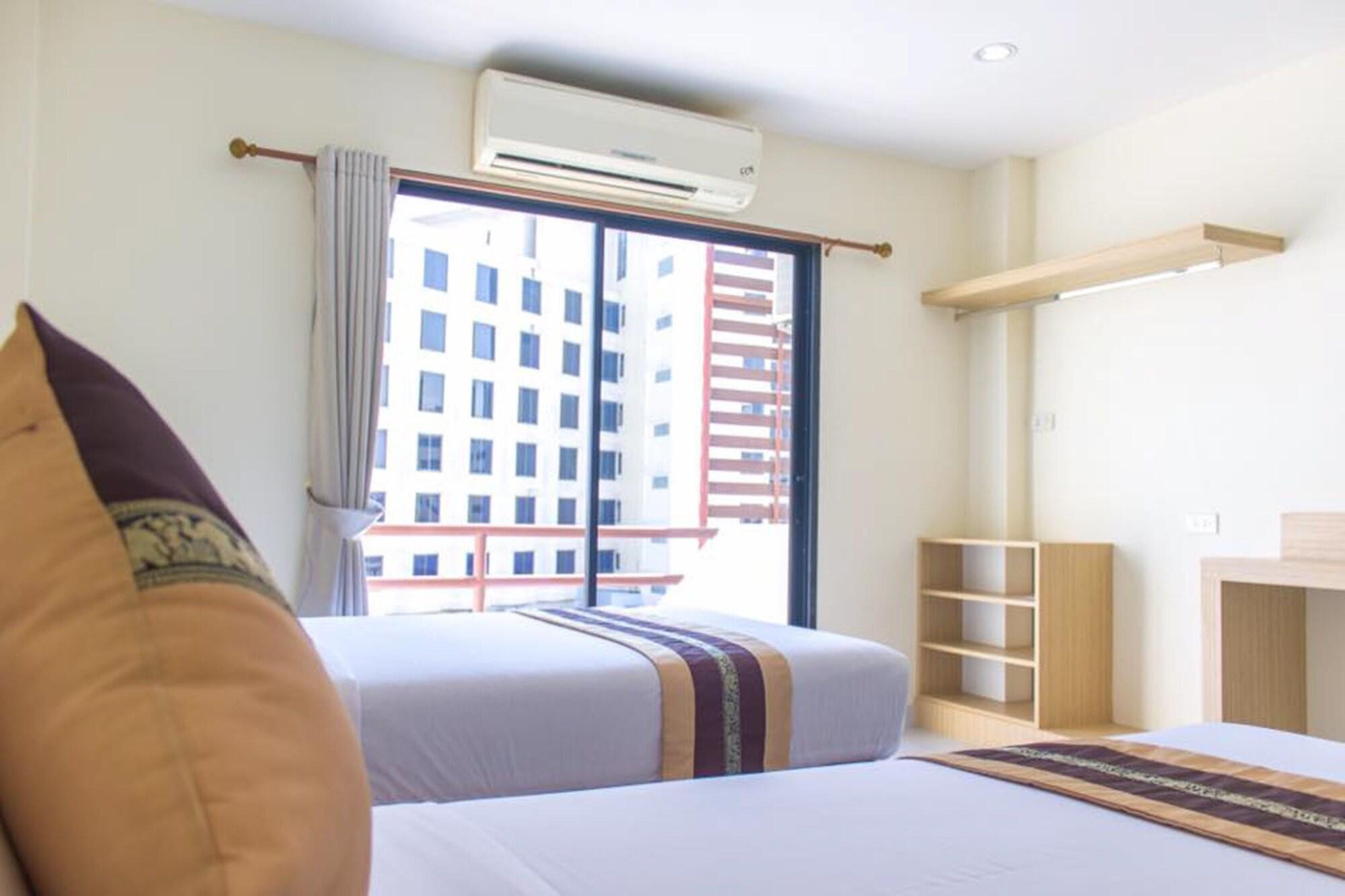 Star 3 Hotel And Residence Rayong Bagian luar foto